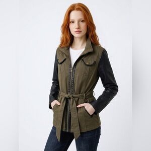 VINTAGE BUFFALO DAVID BITTON W/ REMOVABLE HOOD 🫒Olive green